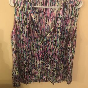 Tahari multi color sleeveless top